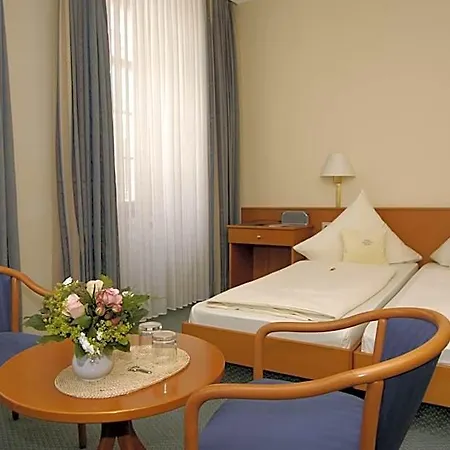 Martha Hotel 3*