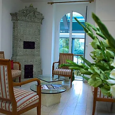 Martha Hotel