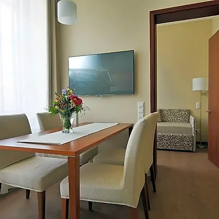 Hotel Martha