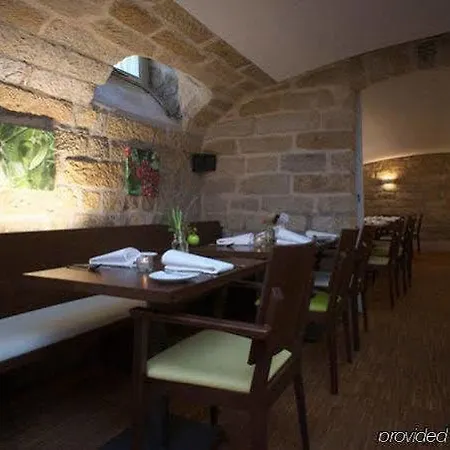 Hotel Martha